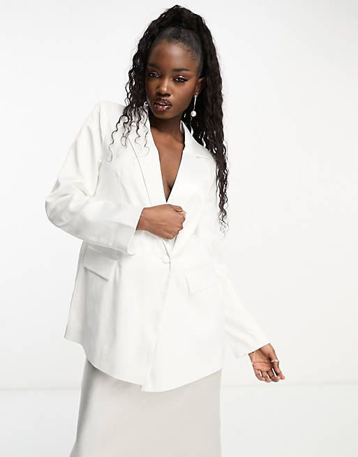 Pieces – Bride To Be – Blazer long d’ensemble en satin – Blanc – Image 2