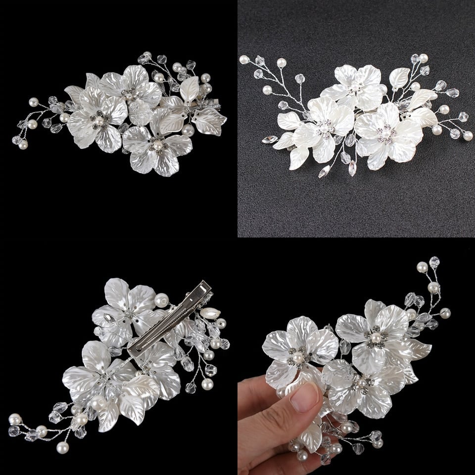 Barrette fleur blanche