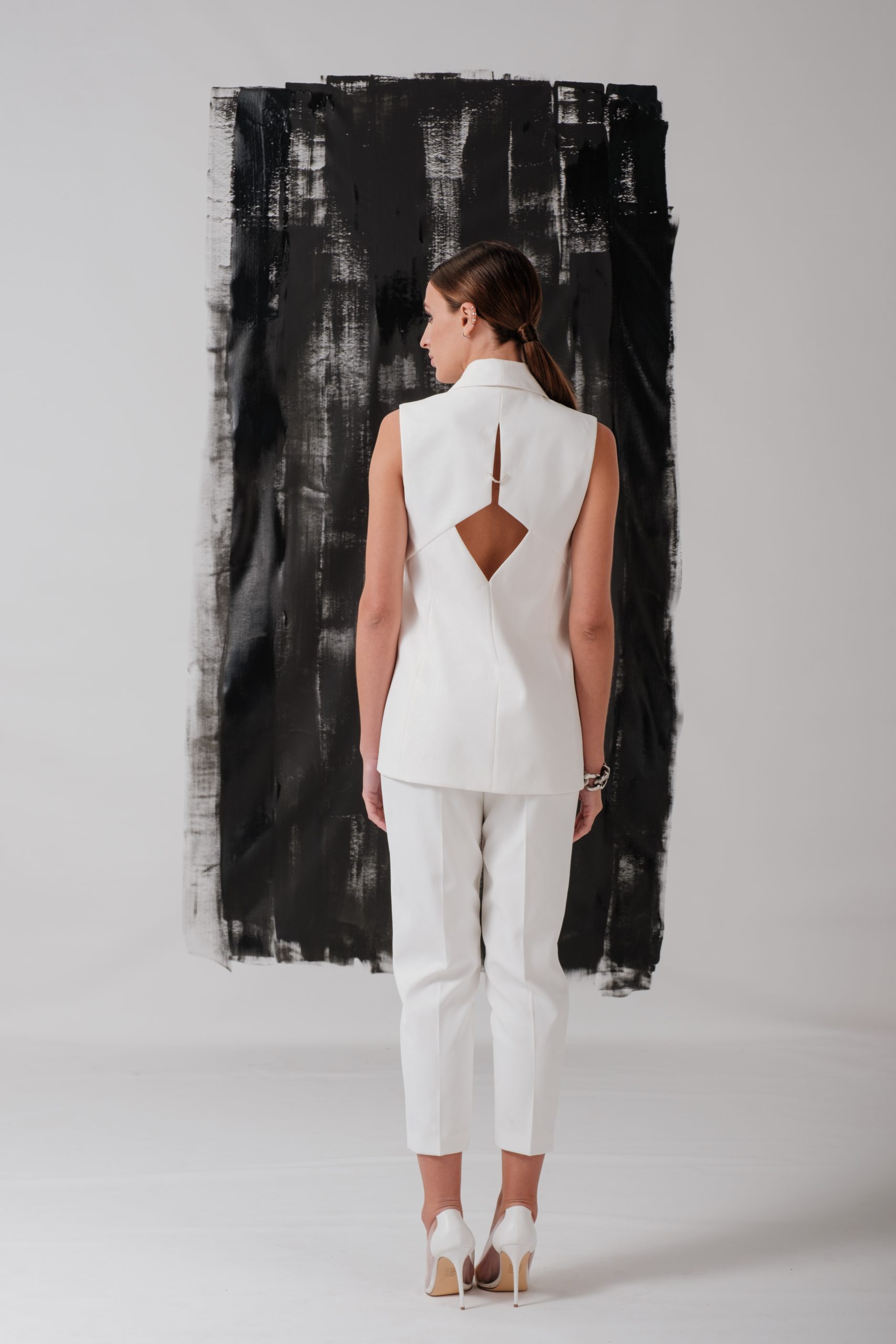 LYA – Veste tailleur sans manches – Image 2