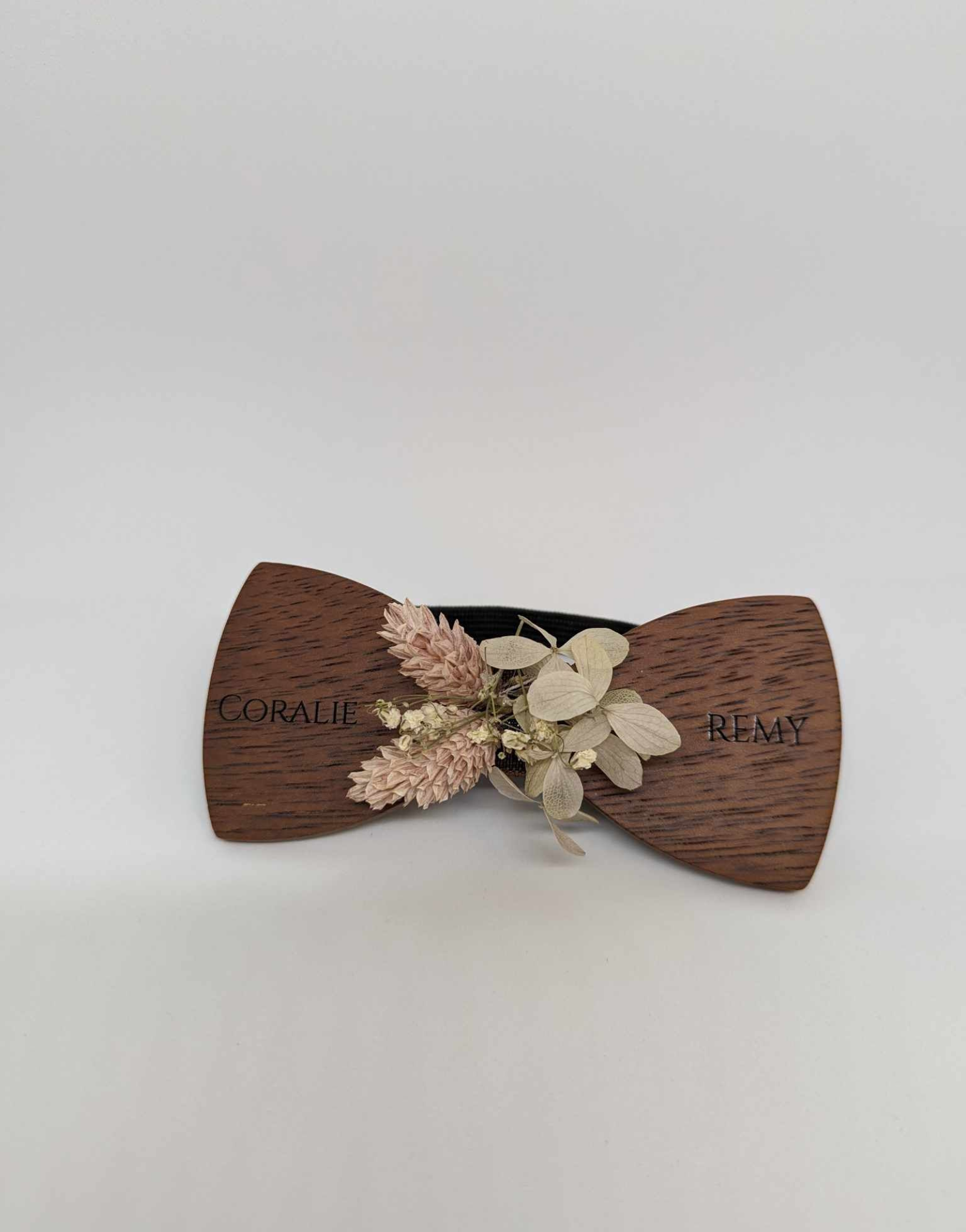 Nœud papillon en bois & fleurs séchées – Image 3