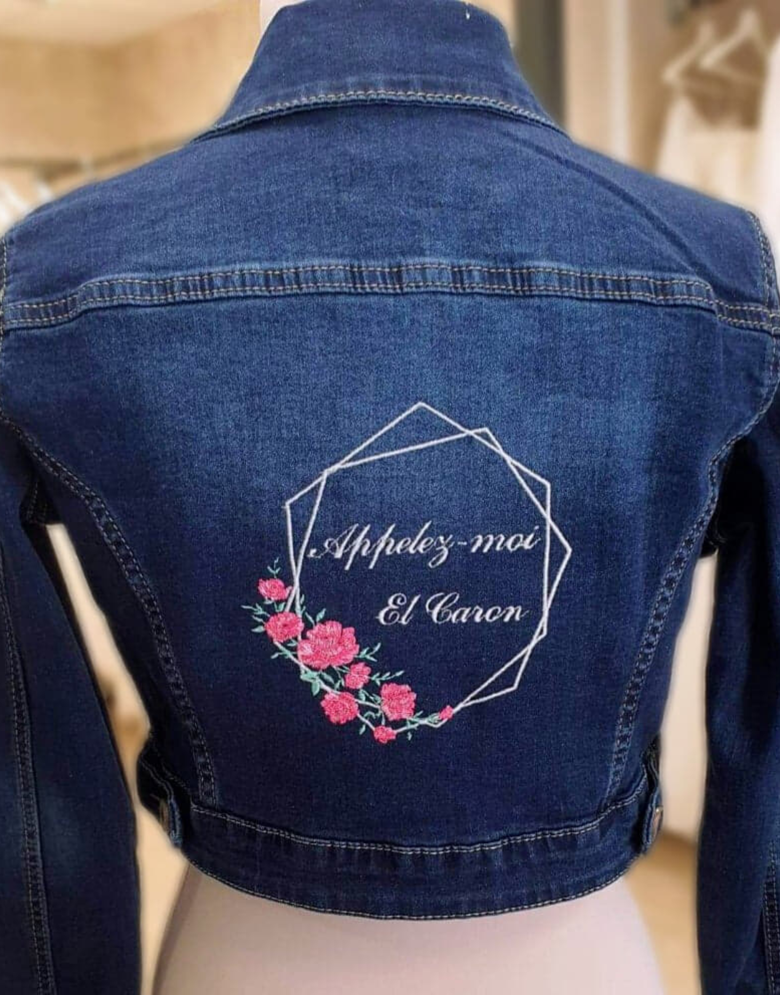 Veste en jean personnalisable – Image 4