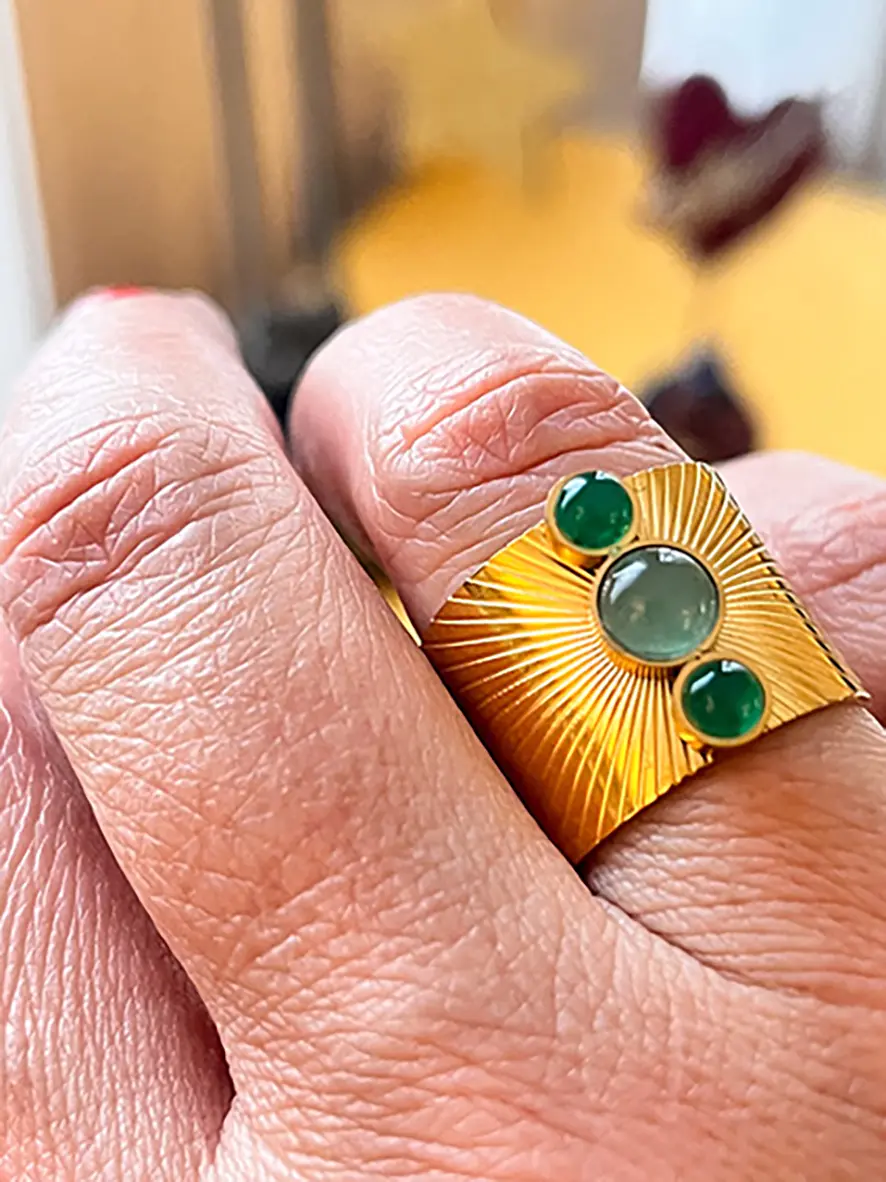 Bague large avec pierres naturelles Triade – Image 3