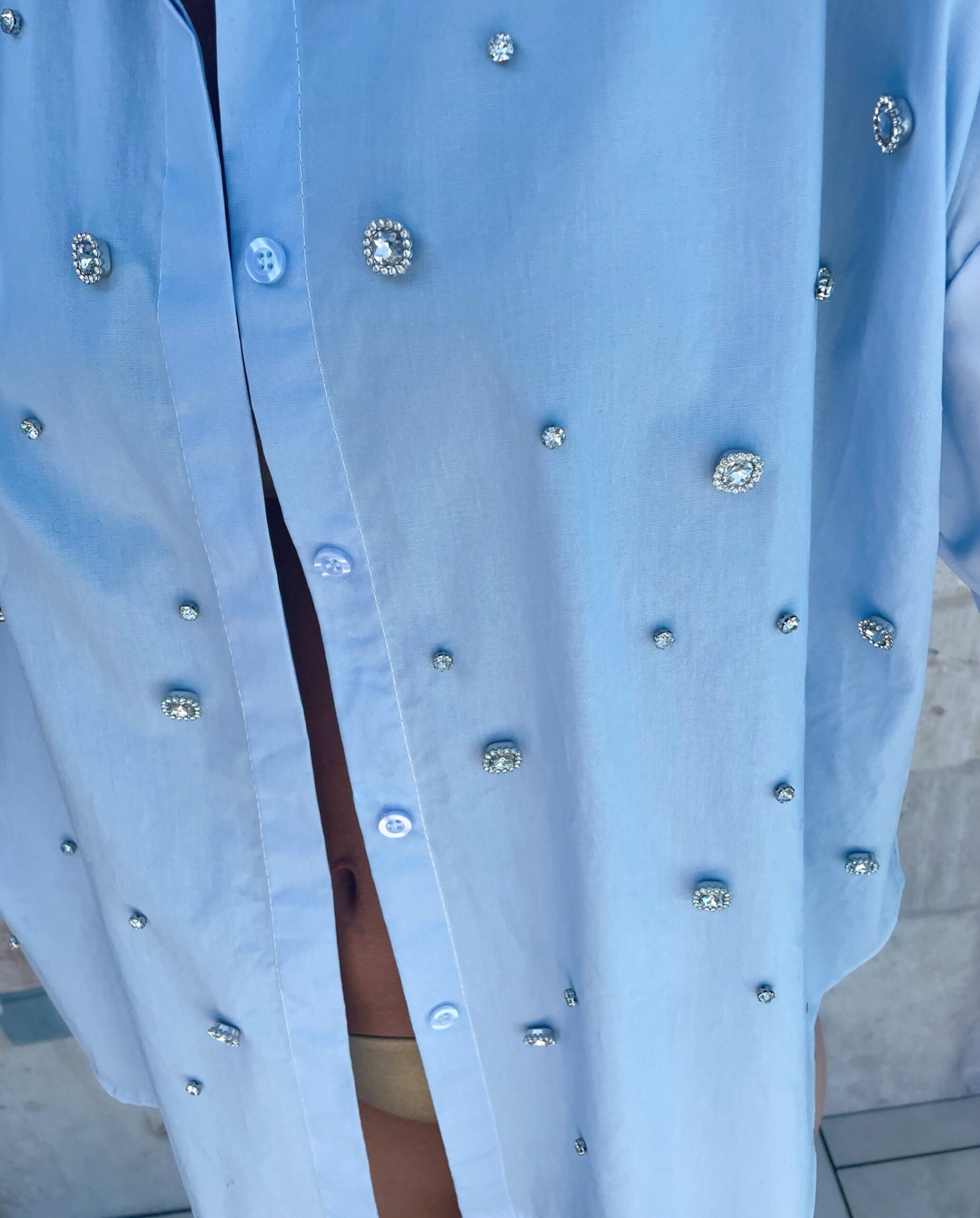 Chemise Manches Longues Bleue Strass – Image 4