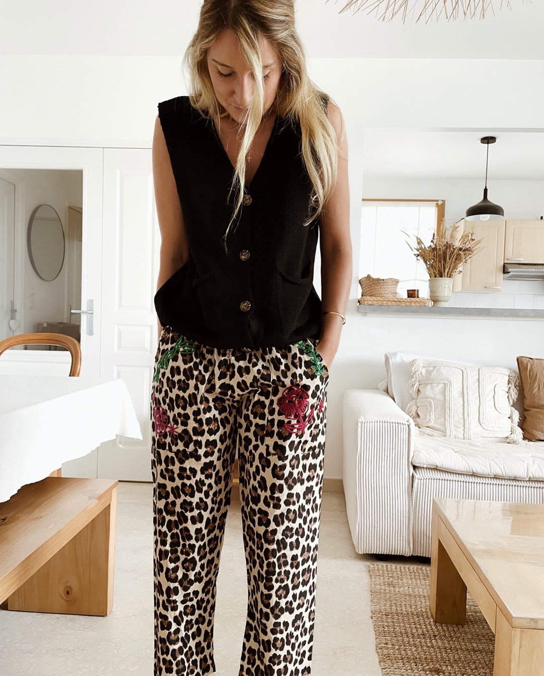 Pantalon Léopard Brodé beige Bob – Image 3