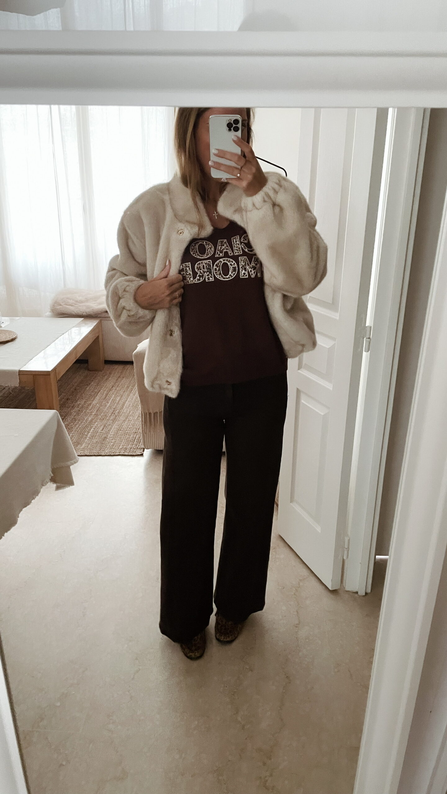 Veste Fausse Fourrure Ecru Eva – Image 3