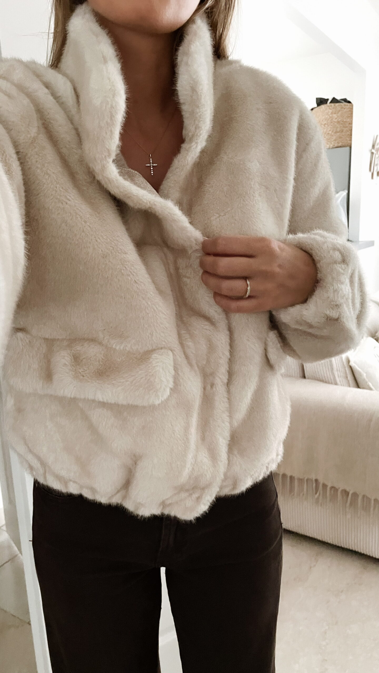 Veste Fausse Fourrure Ecru Eva